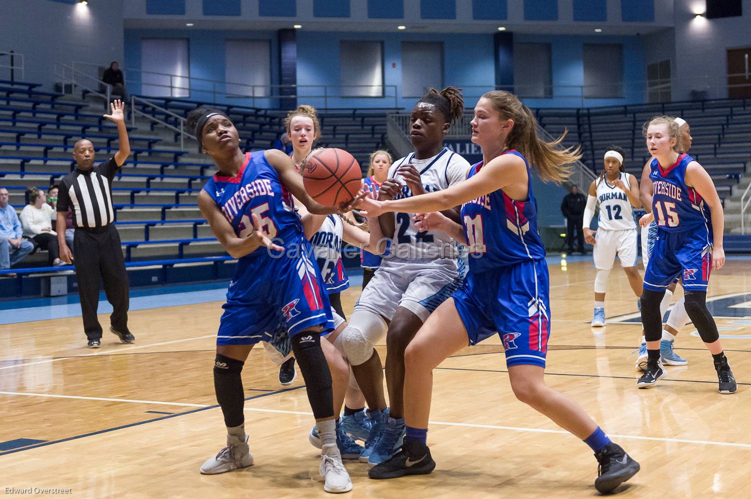 VarLadiesBBvsRiverside 62.jpg